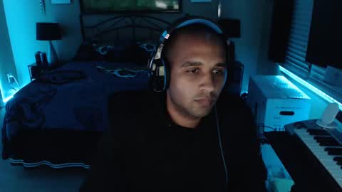 a4orce online show from December 27, 4:04 am