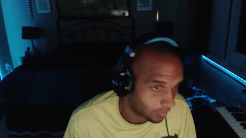 a4orce online show from April 17, 1:19 am