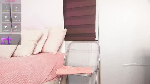 Alexandra  online show from October 2, 9:05 am