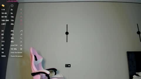 Anny online show from April 13, 11:05 am