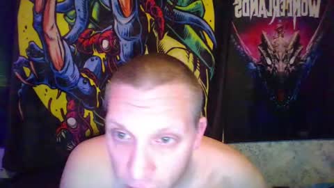 Snapshot of a_bored_dragon chatting on March 2, 2:41 am A Bored Dragon online show from March 2, 2:41 am