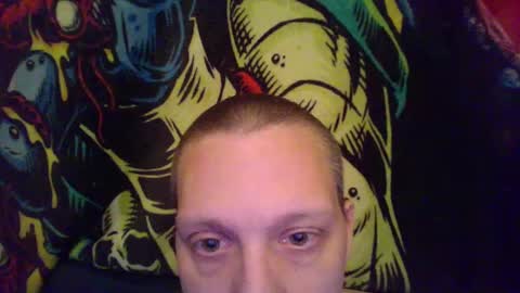 Snapshot of a_bored_dragon chatting on March 3, 3:19 am A Bored Dragon online show from March 3, 3:19 am