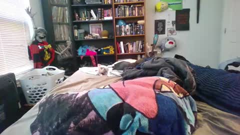 Snapshot of a_bored_dragon chatting on March 12, 6:33 pm A Bored Dragon online show from March 12, 6:33 pm