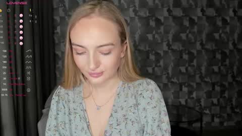 Adelina online show from November 3, 2:07 pm