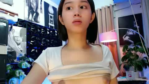 Lovely Yana  online show from February 20, 11:54 am