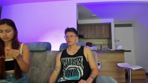 Snapshot of a_sexy_couple__ chatting on December 2, 8:22 pm A Sexy Couple online show from December 2, 8:22 pm