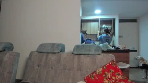 Snapshot of a_sexy_couple__ chatting on January 8, 1:32 am A Sexy Couple online show from January 8, 1:32 am