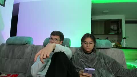 Snapshot of a_sexy_couple__ chatting on January 25, 2:37 am A Sexy Couple online show from January 25, 2:37 am