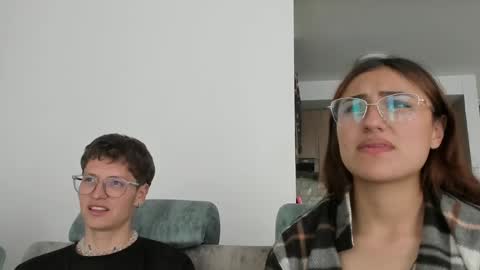 Snapshot of a_sexy_couple__ chatting on February 26, 8:33 pm A Sexy Couple online show from February 26, 8:33 pm