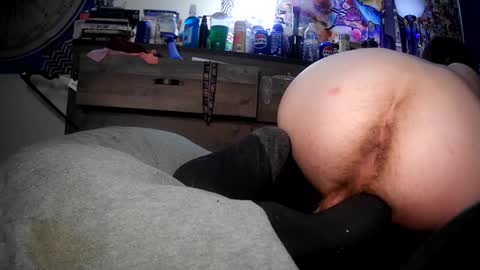 Chris online show from October 13, 3:17 am