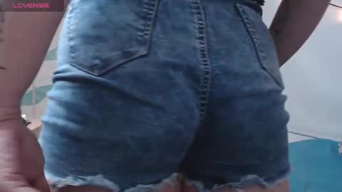 Abby Lee  online show from January 10, 6:49 pm