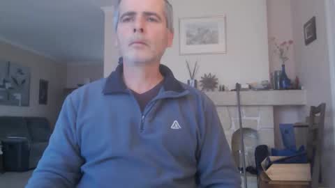 Aalex1717 online show from December 2, 8:41 am