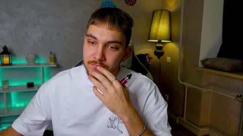 Alex online show from December 14, 5:07 am