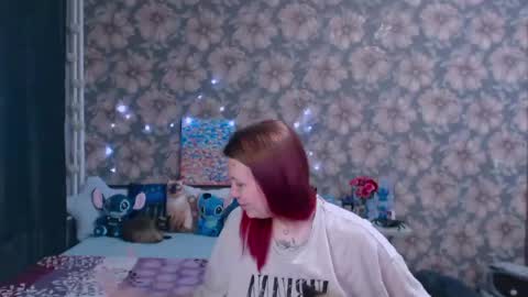 Snapshot of aalicebubble chatting on May 21, 7:54 pm Alice online show from May 21, 7:54 pm
