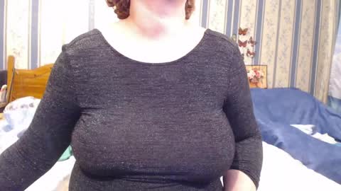 NINA online show from March 28, 7:02 pm