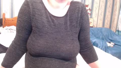 NINA online show from April 4, 7:00 pm