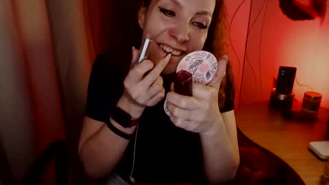 Snapshot of aamazingjoi chatting on January 30, 7:39 am Katie online show from January 30, 7:39 am