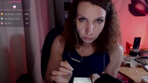 Snapshot of aamazingjoi chatting on February 12, 1:16 pm Katie online show from February 12, 1:16 pm