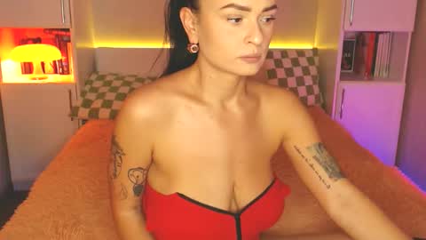 Lea online show from February 15, 5:28 pm