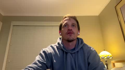 Kris online show from April 7, 8:59 am