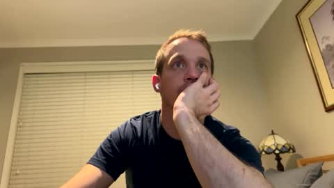 Kris online show from April 22, 8:39 am