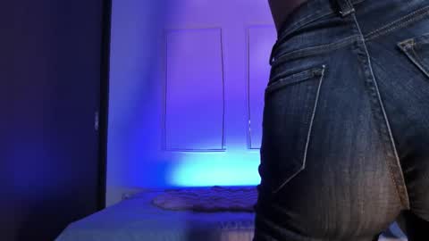 andrea online show from January 9, 3:53 am