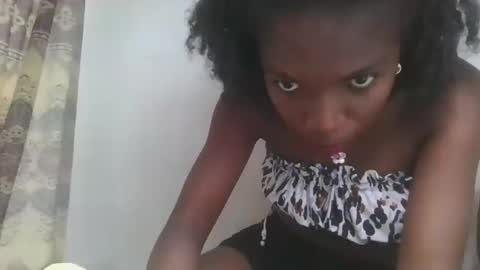 aangevelo online show from November 6, 3:57 pm