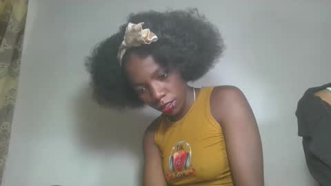 aangevelo online show from November 8, 9:46 pm