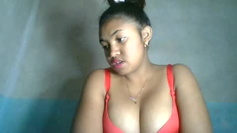 Snapshot of aariciah chatting on August 1, 6:01 am aariciah online show from August 1, 6:01 am