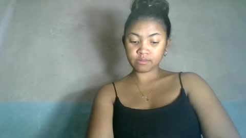 Snapshot of aariciah chatting on August 4, 10:07 am aariciah online show from August 4, 10:07 am