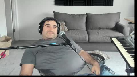 Aaron online show from April 22, 10:22 pm