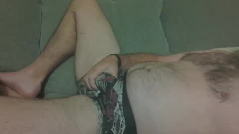 Snapshot of aaron082 chatting on October 10, 11:09 am aaron082 online show from October 10, 11:09 am