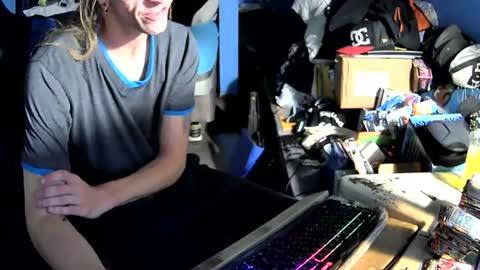 Snapshot of aaron111dub chatting on July 6, 5:48 am NorCalLongSlong online show from July 6, 5:48 am