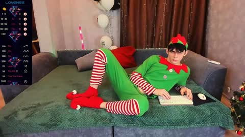 Aaron Bang online show from December 24, 11:11 pm