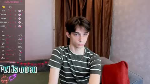 Aaron Bang online show from June 1, 10:22 pm