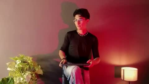 Snapshot of aaron_eze chatting on November 26, 1:39 am Aaron Ezequiel online show from November 26, 1:39 am