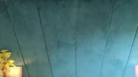 Snapshot of aaron_eze chatting on November 30, 1:04 pm Aaron Ezequiel online show from November 30, 1:04 pm