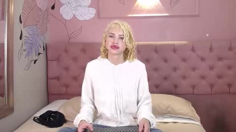 Aaron fordd online show from December 3, 12:03 pm