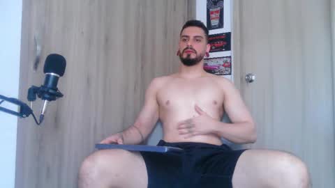 Aaron kwok online show from October 30, 9:26 pm