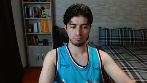 Aaron online show from January 15, 9:29 pm