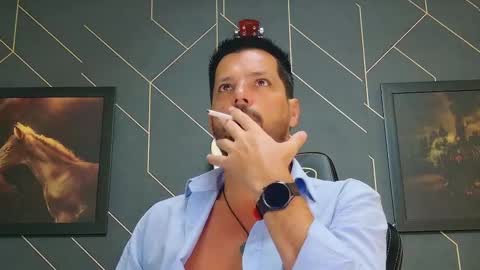 Aaron online show from March 10, 3:23 am