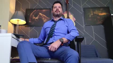 Aaron online show from November 9, 3:05 am