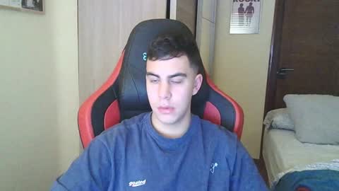 aaronlavine online show from February 1, 6:51 pm