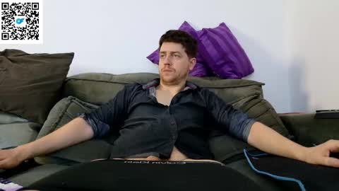 Aaron  online show from October 11, 8:29 pm