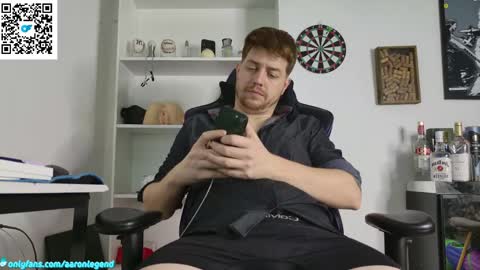 Aaron  online show from April 24, 9:06 pm