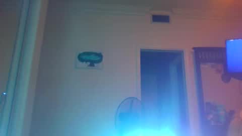 Snapshot of aaronprezent chatting on October 15, 10:15 am aaronprezent online show from October 15, 10:15 am