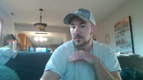 Snapshot of aaronshere888888 chatting on January 11, 2:55 pm aaronshere888888 online show from January 11, 2:55 pm