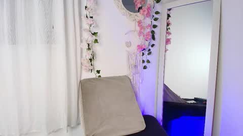 Snapshot of aba_roose5 chatting on February 23, 10:12 am aba roose online show from February 23, 10:12 am