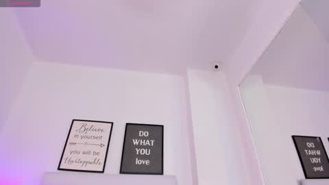 abbey_walker online show from February 6, 10:40 am