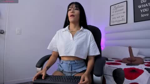 abbey_walker online show from February 17, 12:34 pm